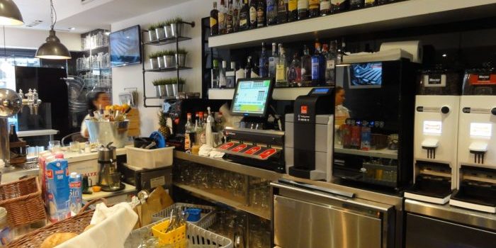 máquina-cobro-automático-restaurante máquina-cobro-automático-restaurante