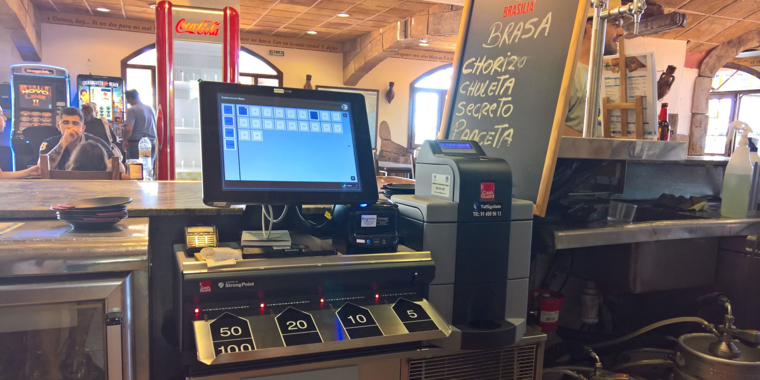 Instalacion-de-CashGuard-en-restaurante-El-Retiro-Telsystem-distribuidor-oficial-1 Instalación-de-CashGuard-en-restaurante-El-Retiro