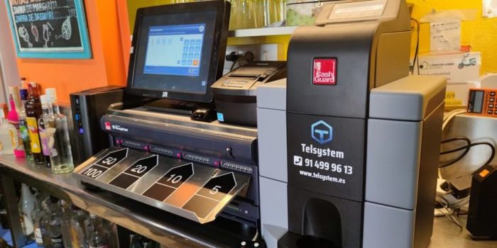Instalación de cajón inteligente CashGuard en Restaurante La Revancha – Telsystem distribuidor CashGuard Instalación-de-cajón-inteligente-CashGuard