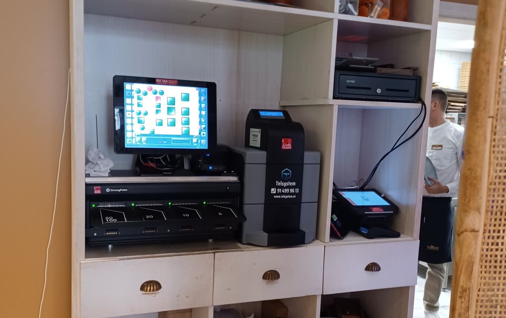 la-mafia-se-sienta-a-la-mesa-cashguard la-mafia-se-sienta-a-la-mesa-cashguard